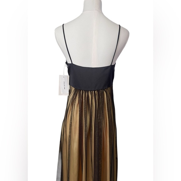 María Bonita ,Elegant Black and Gold Evening Gown - Picture 5 of 9